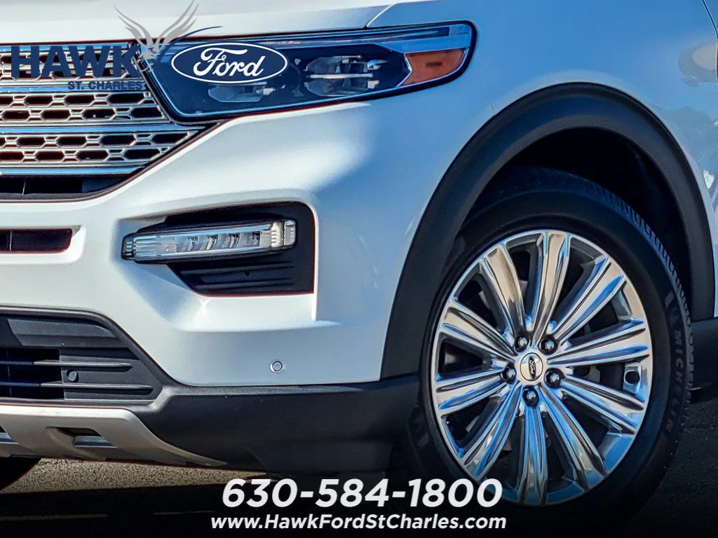 Certified Used 2022 Star White Ford Limited image 2
