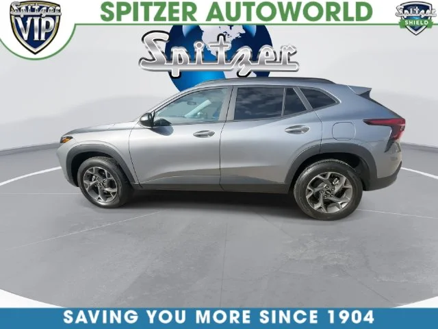 Used 2024 Gray Chevrolet LT image 7