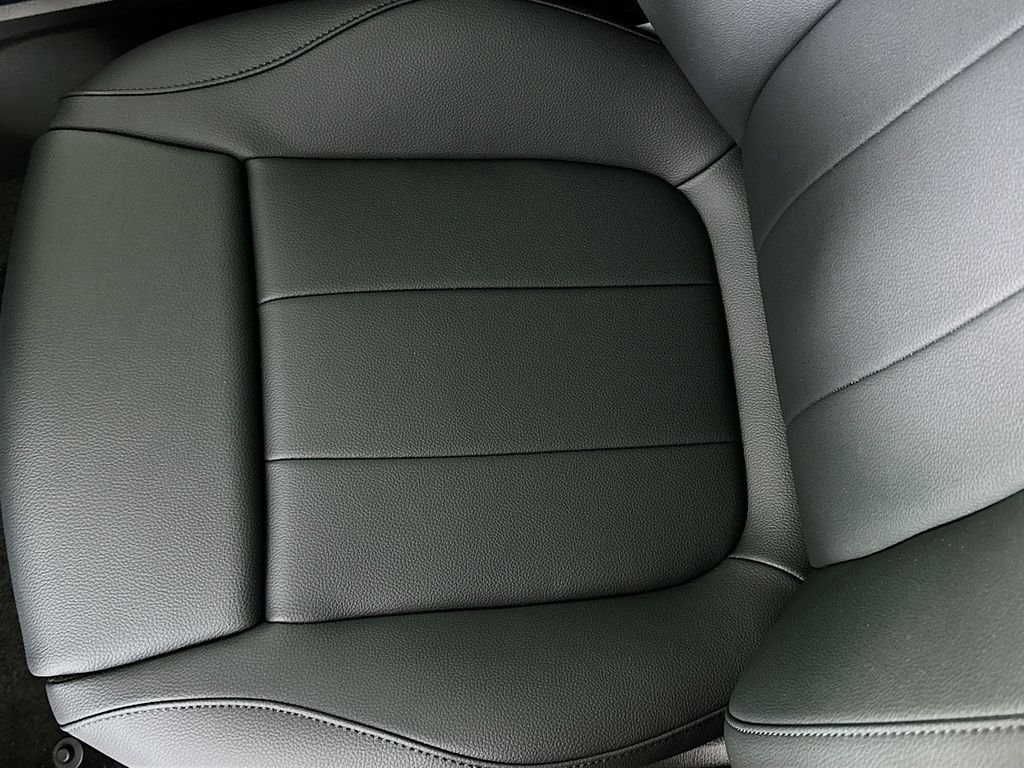 New 2026 Night Black Mercedes-Benz GLA 250 image 18