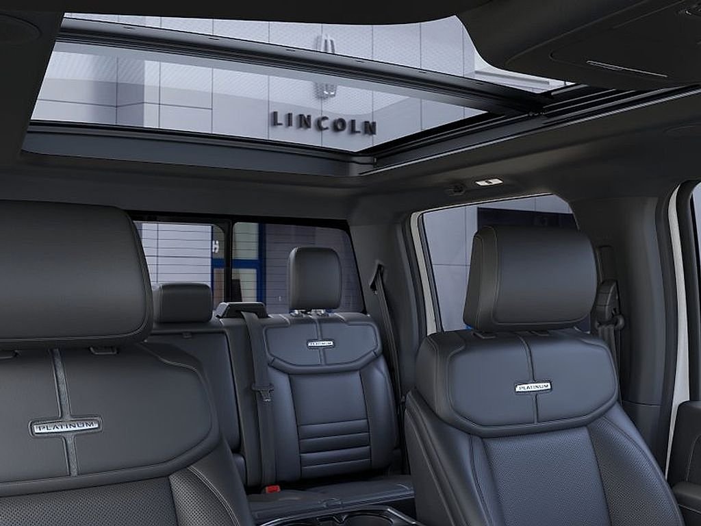 New 2026 Star White Metallic Tri-Coat Ford Platinum® image 22