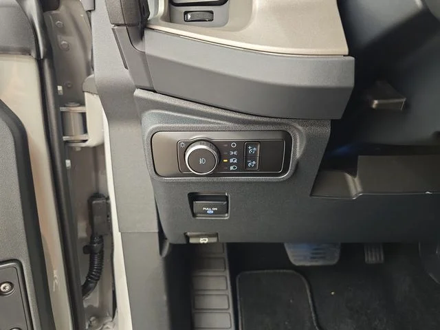 New 2026 Avalanche Gray Ford Outer Banks® image 39