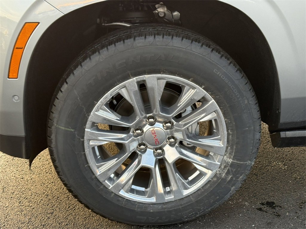 2026 GMC YUKON XL - Image 10