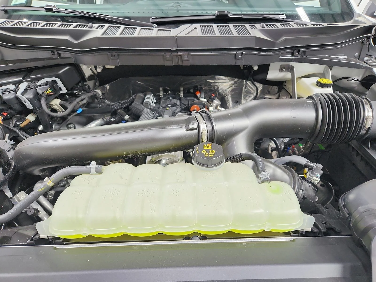 New 2026 White Ford XLT image 18