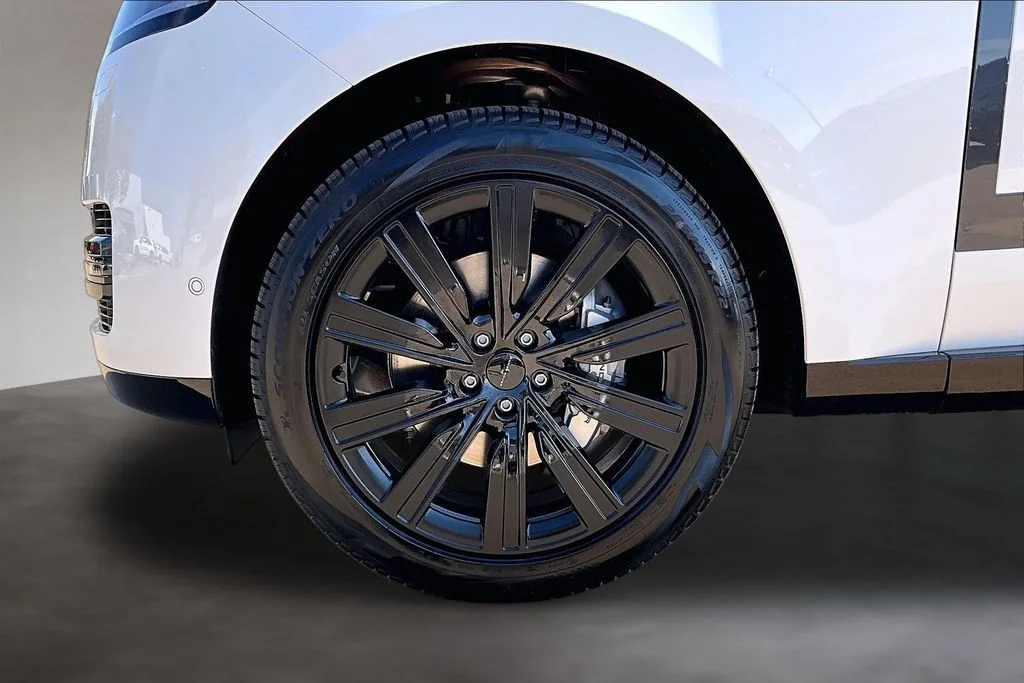 New 2026 White Land Rover SE image 12