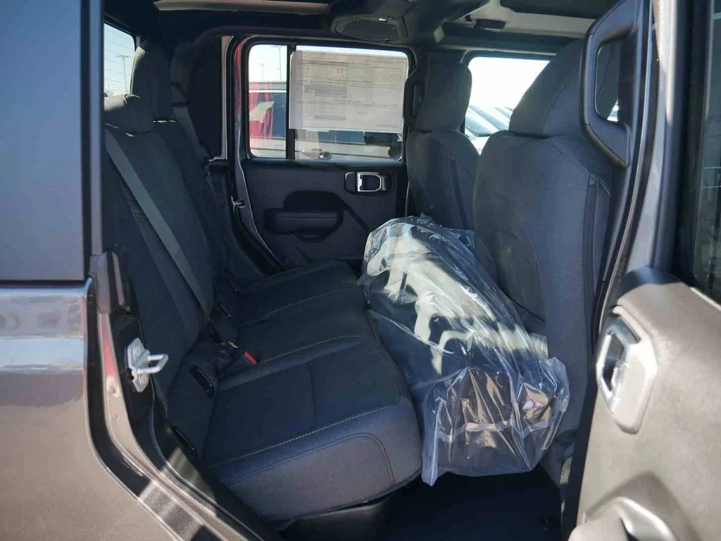 2025 Jeep Gladiator Sport S - Photo 21