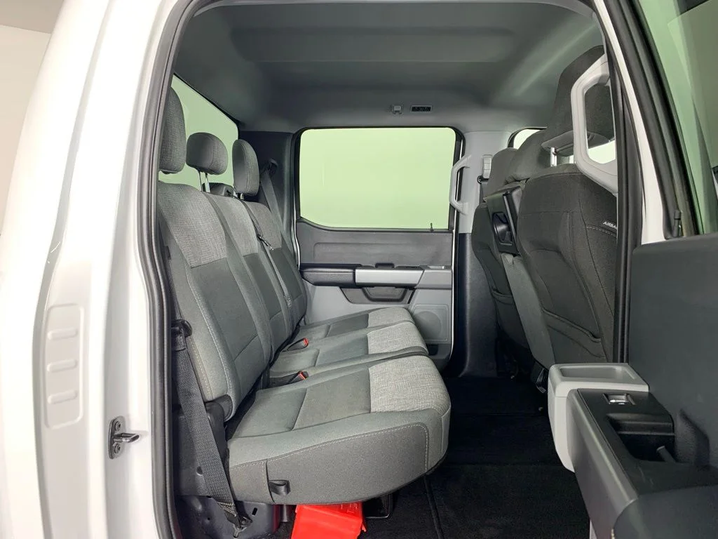 Used 2025 White Ford XLT image 22