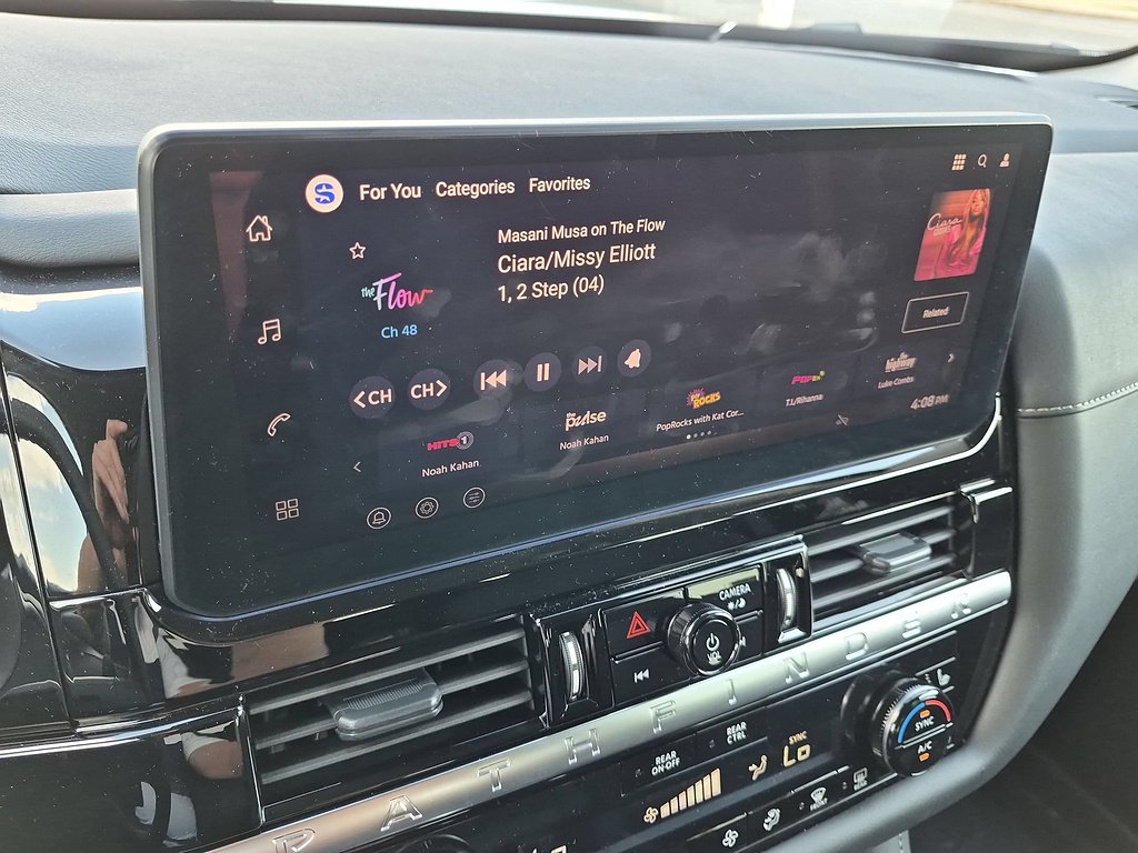 2026 Nissan Pathfinder SV - Photo 11