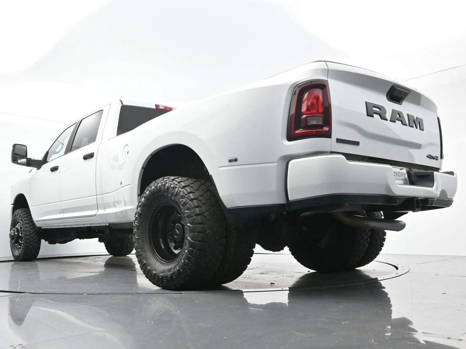 Used 2025 Bright White Clearcoat Ram Big Horn image 41