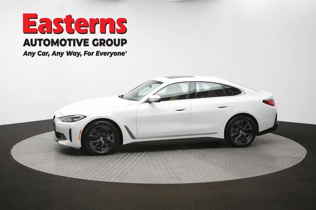 Used 2023 White BMW eDrive35 image 59