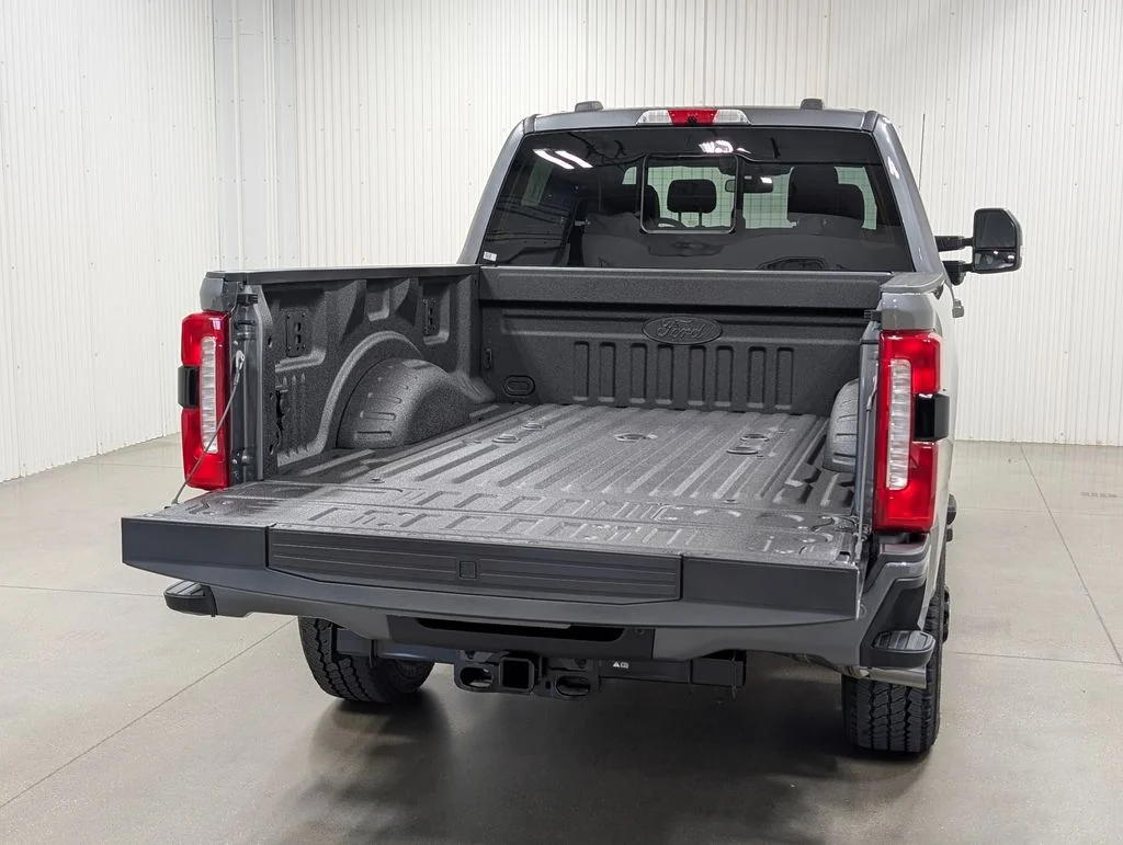 New 2026 Carbonized Gray Metallic Ford F-250® Lariat® image 28