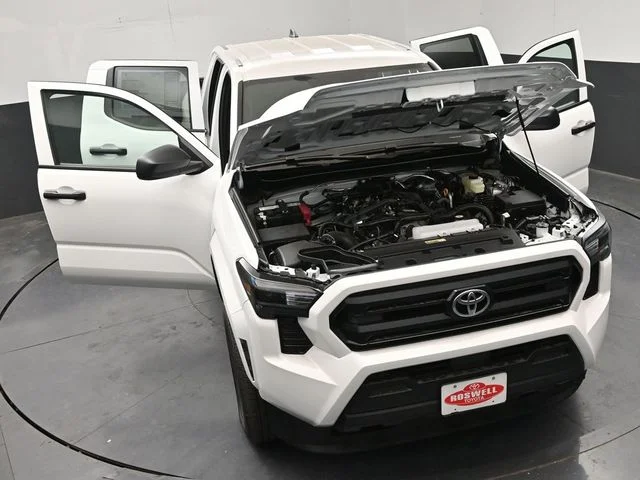 New 2026 Ice Cap Toyota  SR image 32