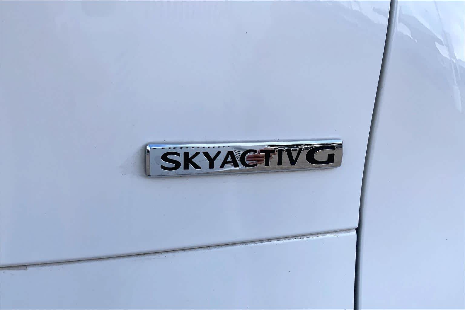 Used 2023 Snowflake White Pearl Mica Mazda 2.5 S Select Package image 10
