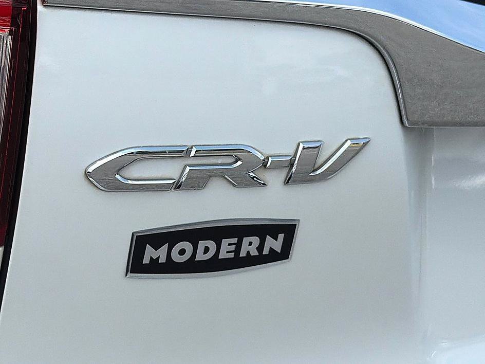 Used 2016 Diamond White Pearl Honda Touring image 31