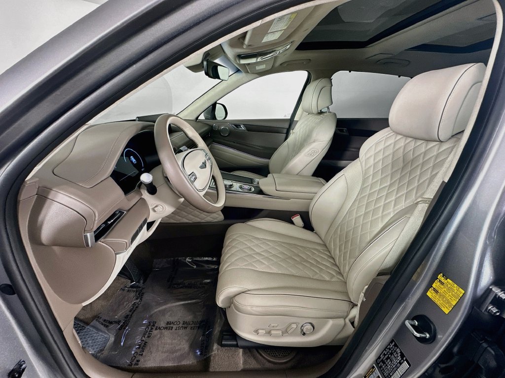 Used 2023 Silver Genesis 3.5T image 21