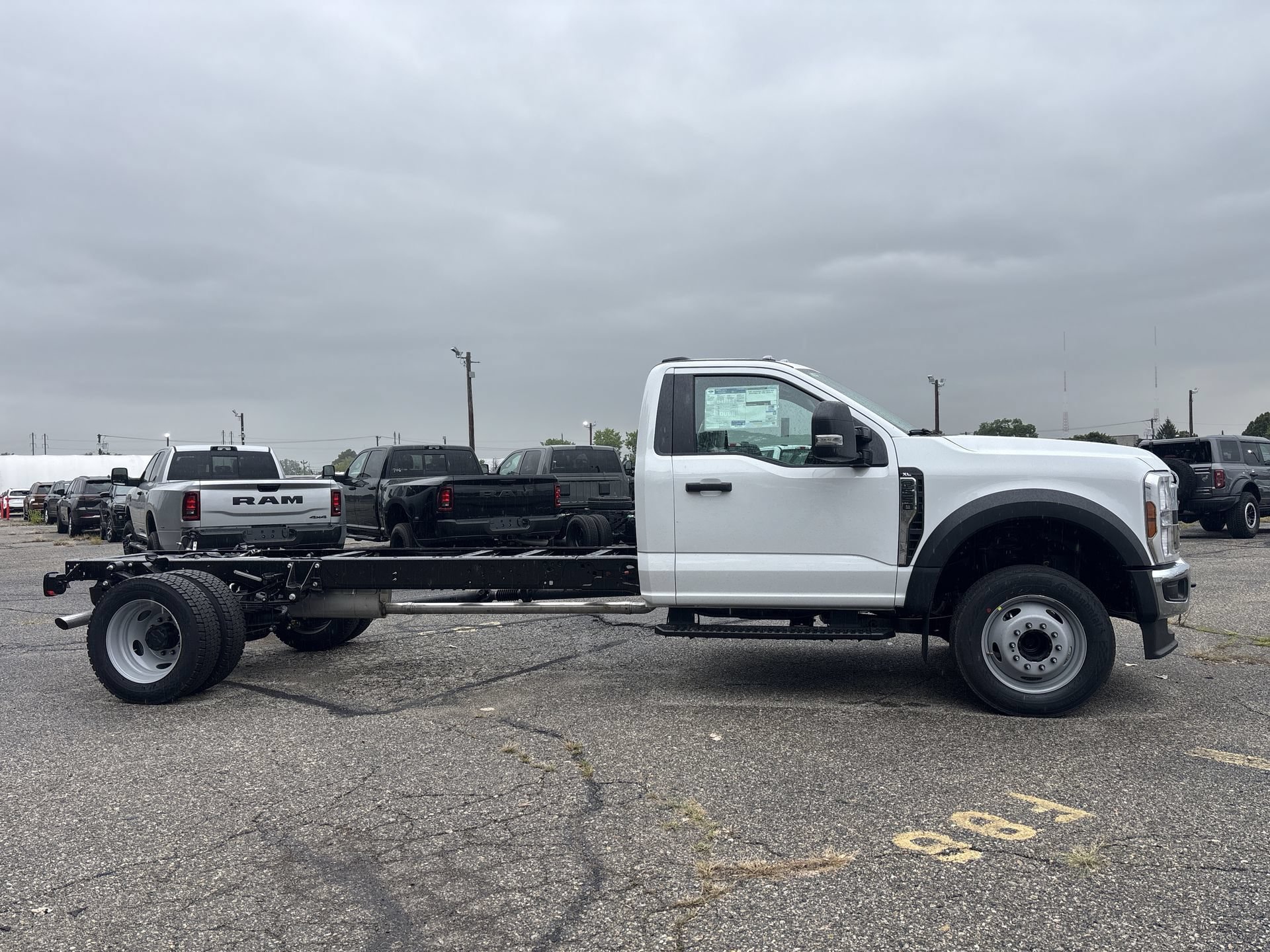 New 2026 Oxford White Ford F-550® XL image 12