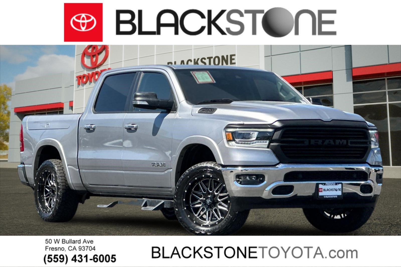 2022 RAM 1500 Laramie 4x4 Crew Cab 5'7's photo