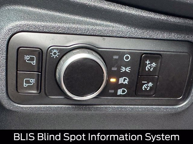 Used 2024 Gray Ford Badlands image 39