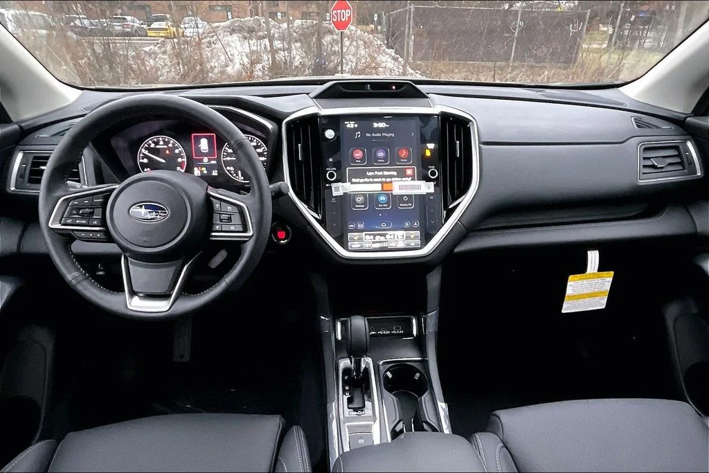 New 2026 CRYSTAL BLACK SILICA Subaru Limited 7-Passenger image 5