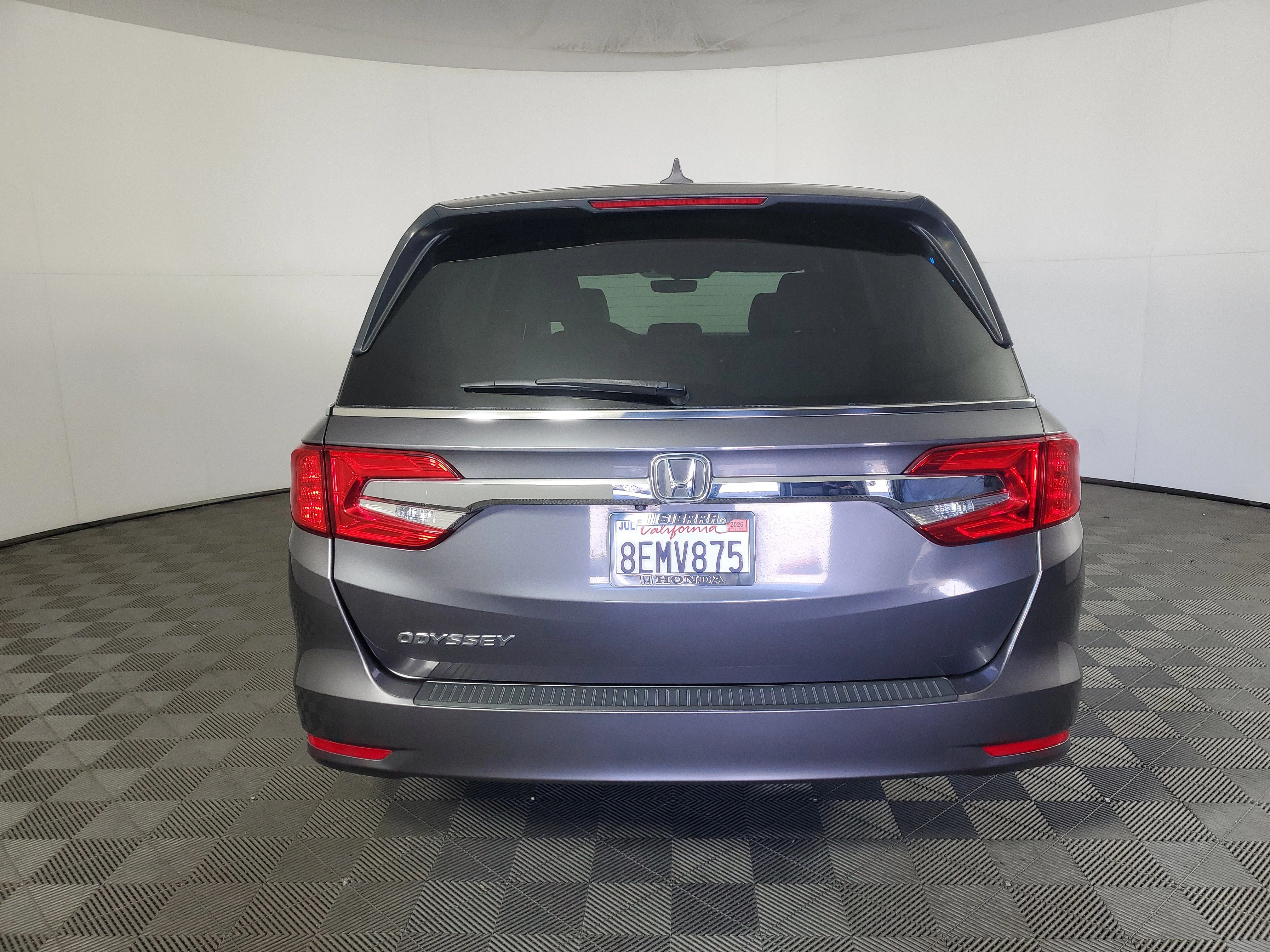 Used 2018 Modern Steel Metallic Honda EX-L image 5