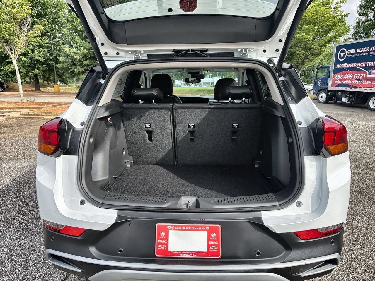 New 2026 Summit White Buick Preferred image 21