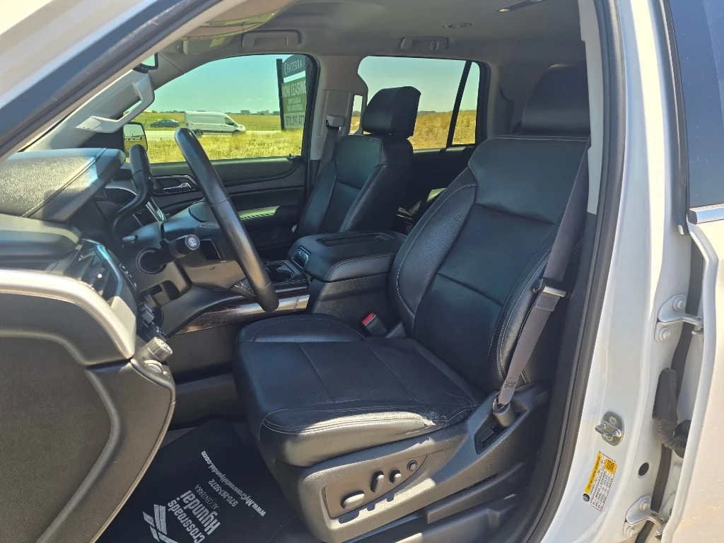 Used 2017 Summit White GMC SLE image 12