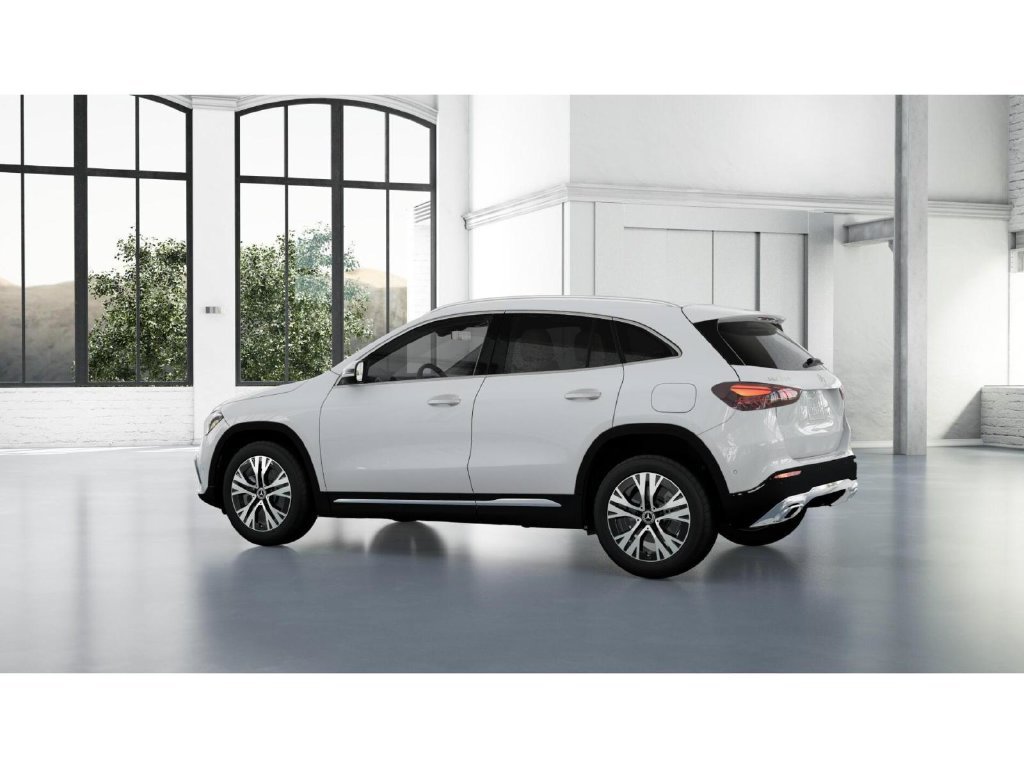 New 2026 Polar White Mercedes-Benz GLA 250 4MATIC® image 31
