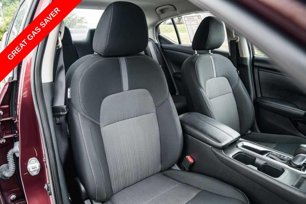 Used 2024 Rosewood Nissan SV image 27
