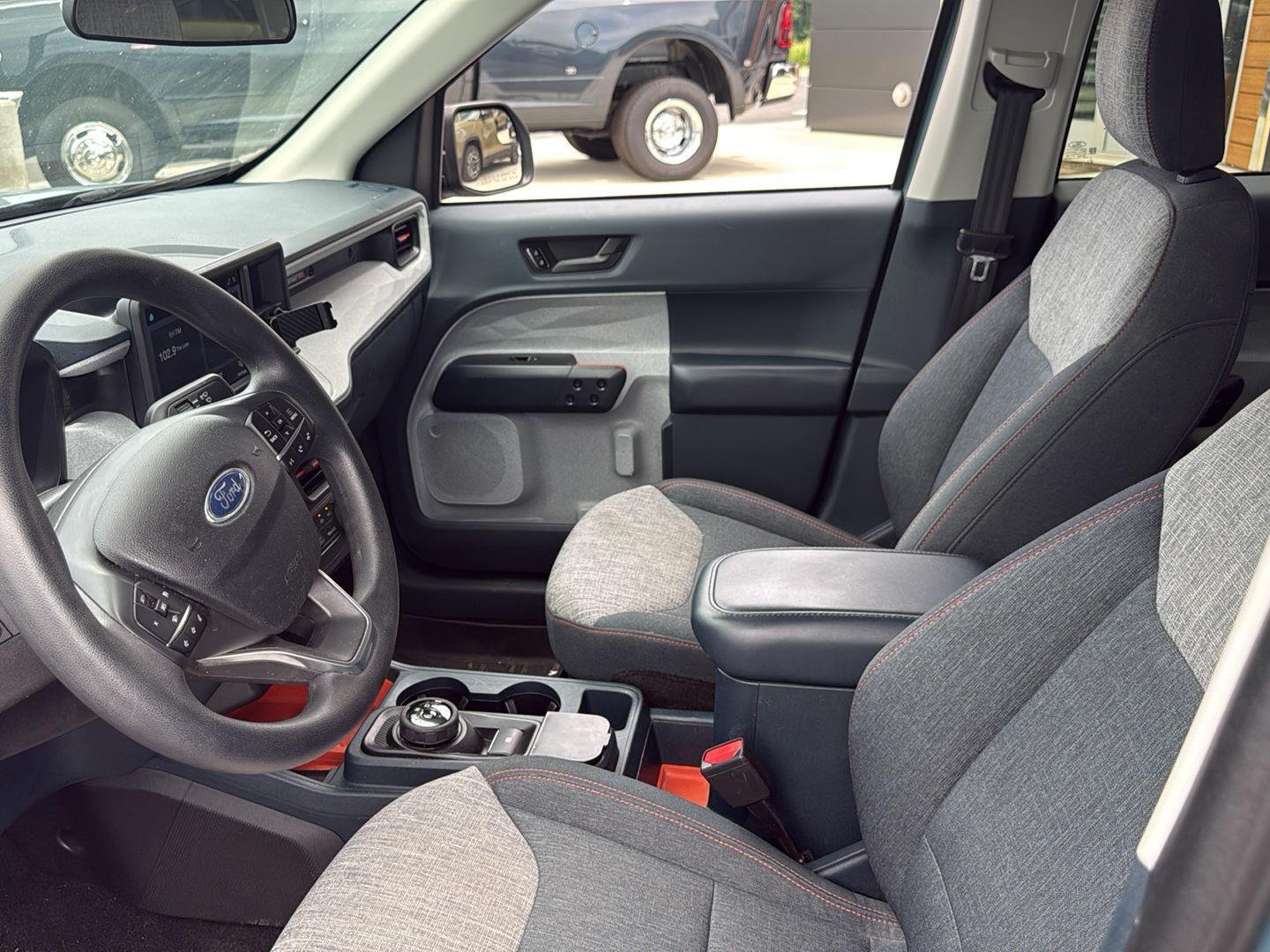 Used 2022  Ford XLT image 12