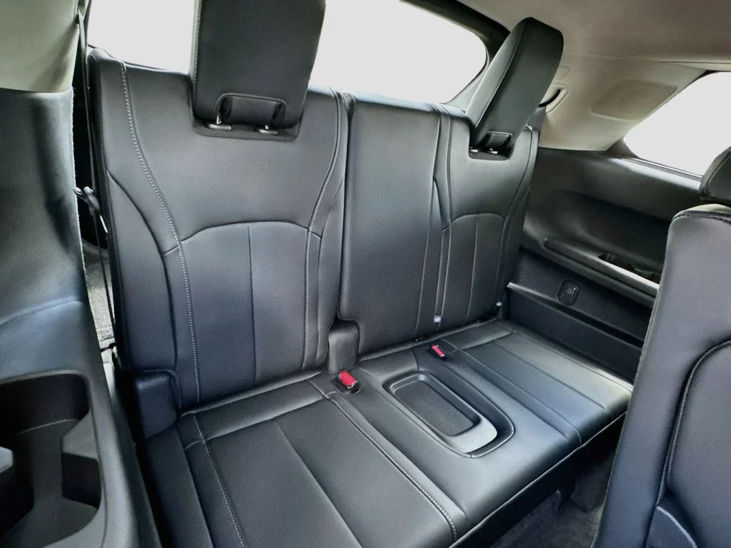 New 2027 Gray INFINITI LUXE image 29