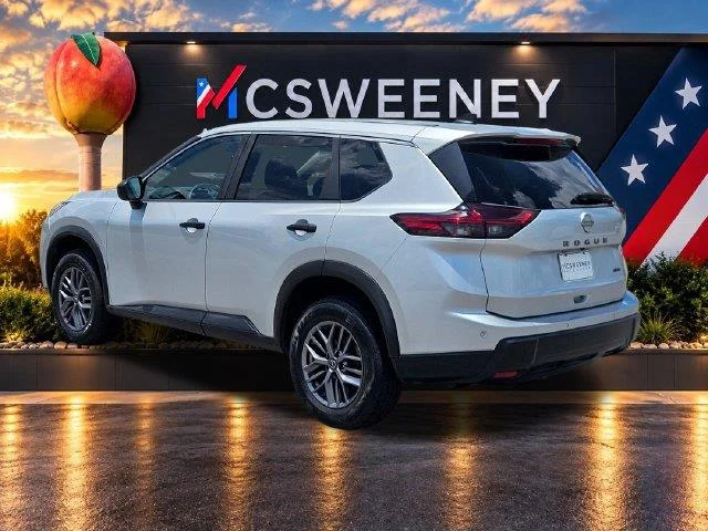 Used 2024 Silver Nissan S image 3