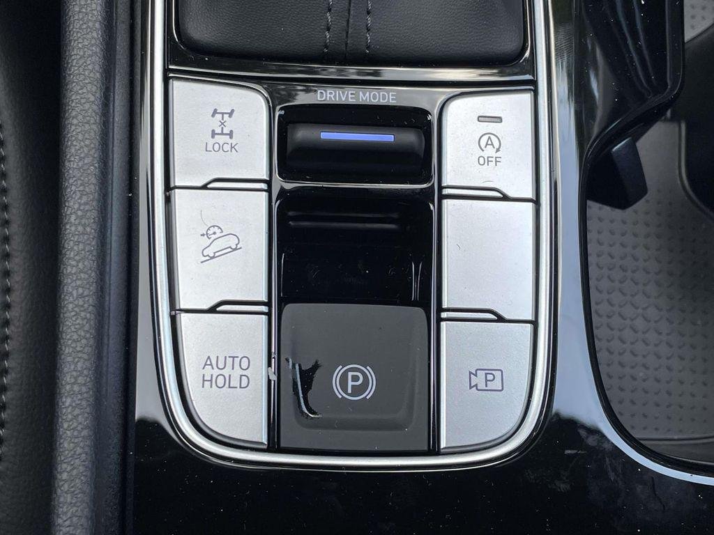 New 2026 White Hyundai SEL Premium AWD image 34