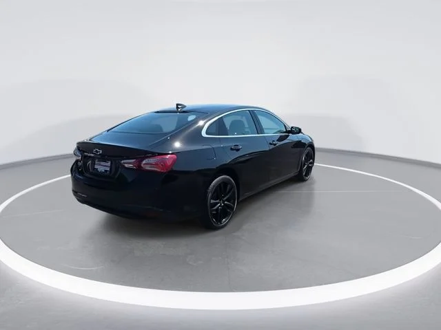 Used 2023 Black Chevrolet LT image 8