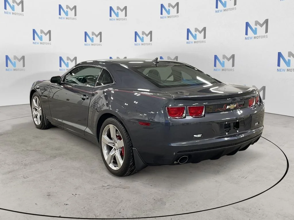 Used 2010 Cyber Gray Metallic Chevrolet SS image 3