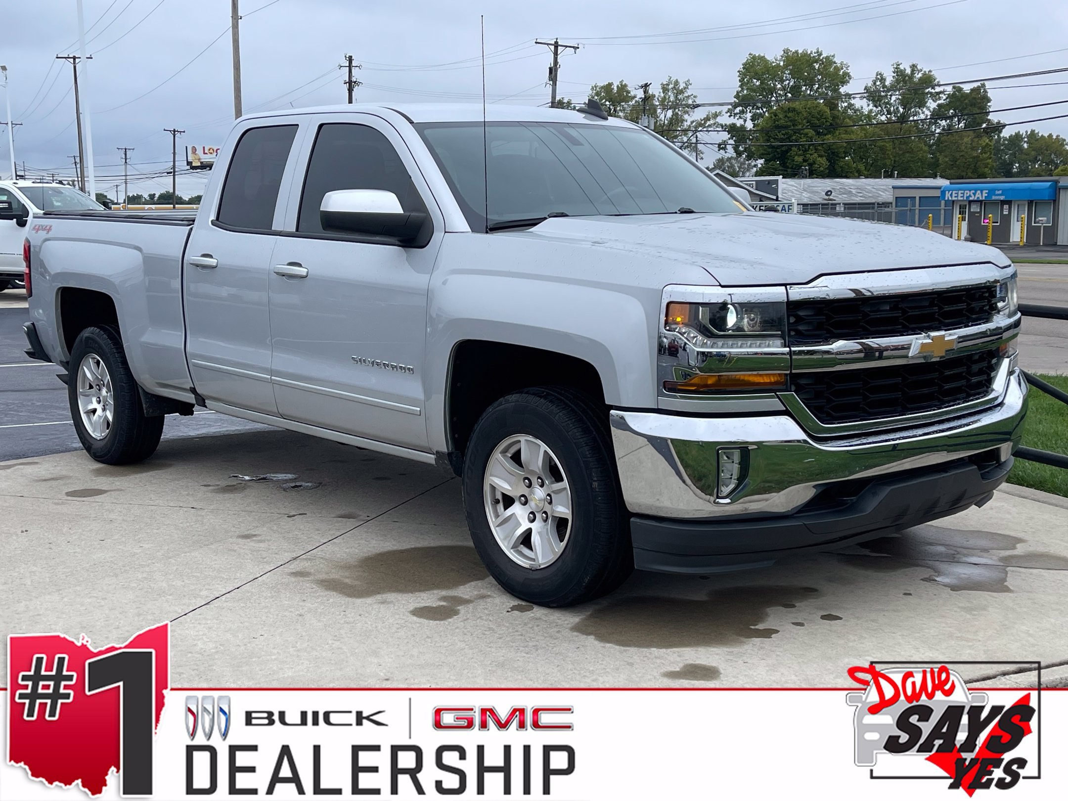 Used 2016 Silver Ice Metallic Chevrolet LT image 1
