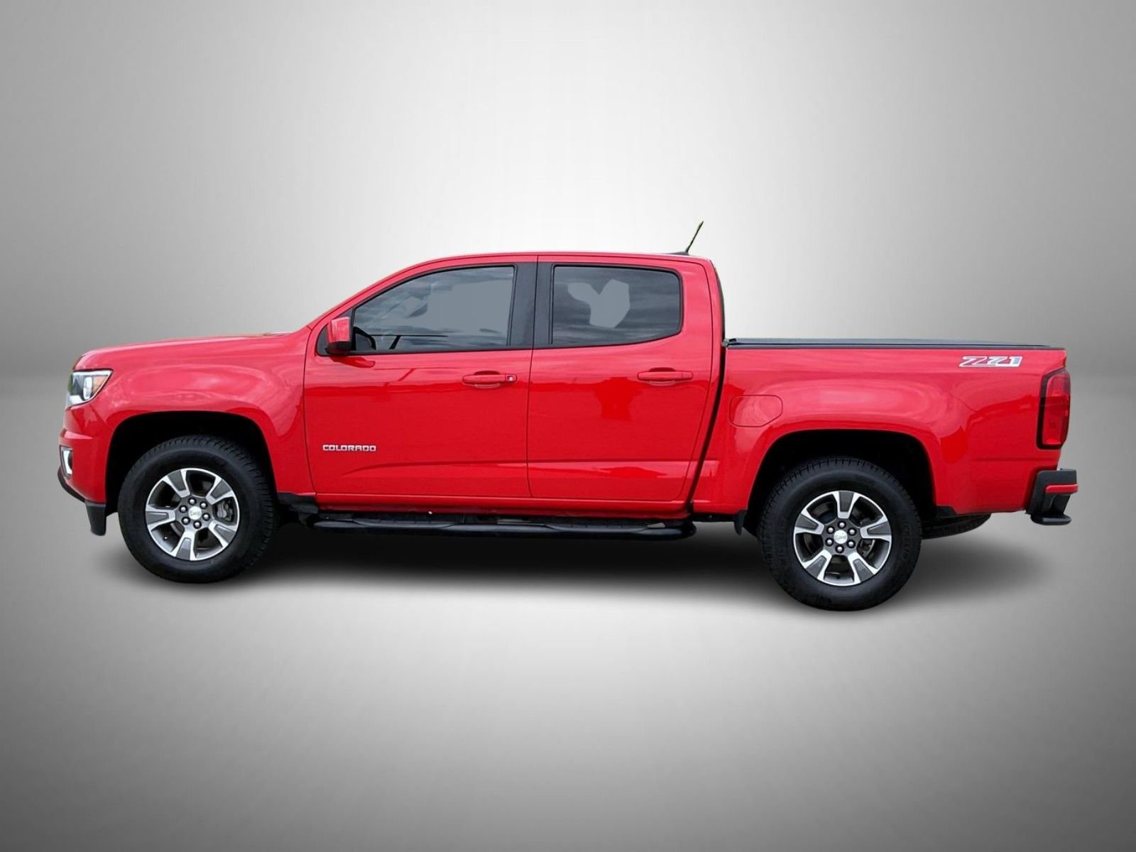 Used 2017 Red Chevrolet Z71 image 8
