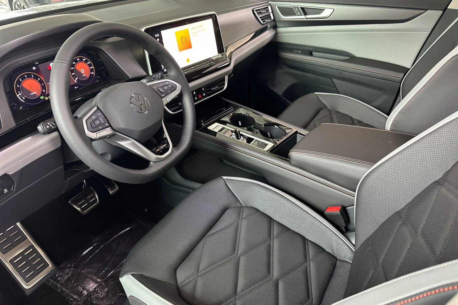 New 2026 Pure Gray Volkswagen 2.0T Peak Edition image 10