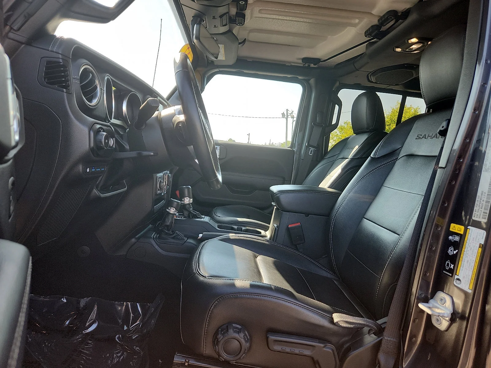 Used 2023 Gray Jeep Sahara 4xe image 13