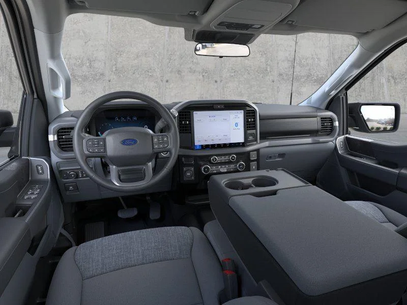 New 2026 Oxford White Ford XLT image 9