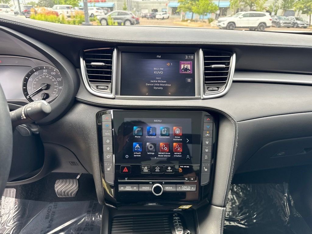 Used 2021 Majestic INFINITI LUXE image 17