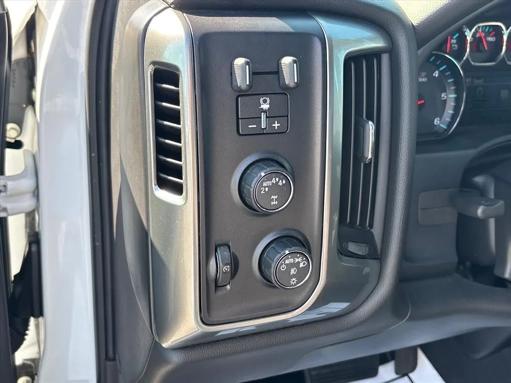 Used 2018 Beige Chevrolet LT image 26