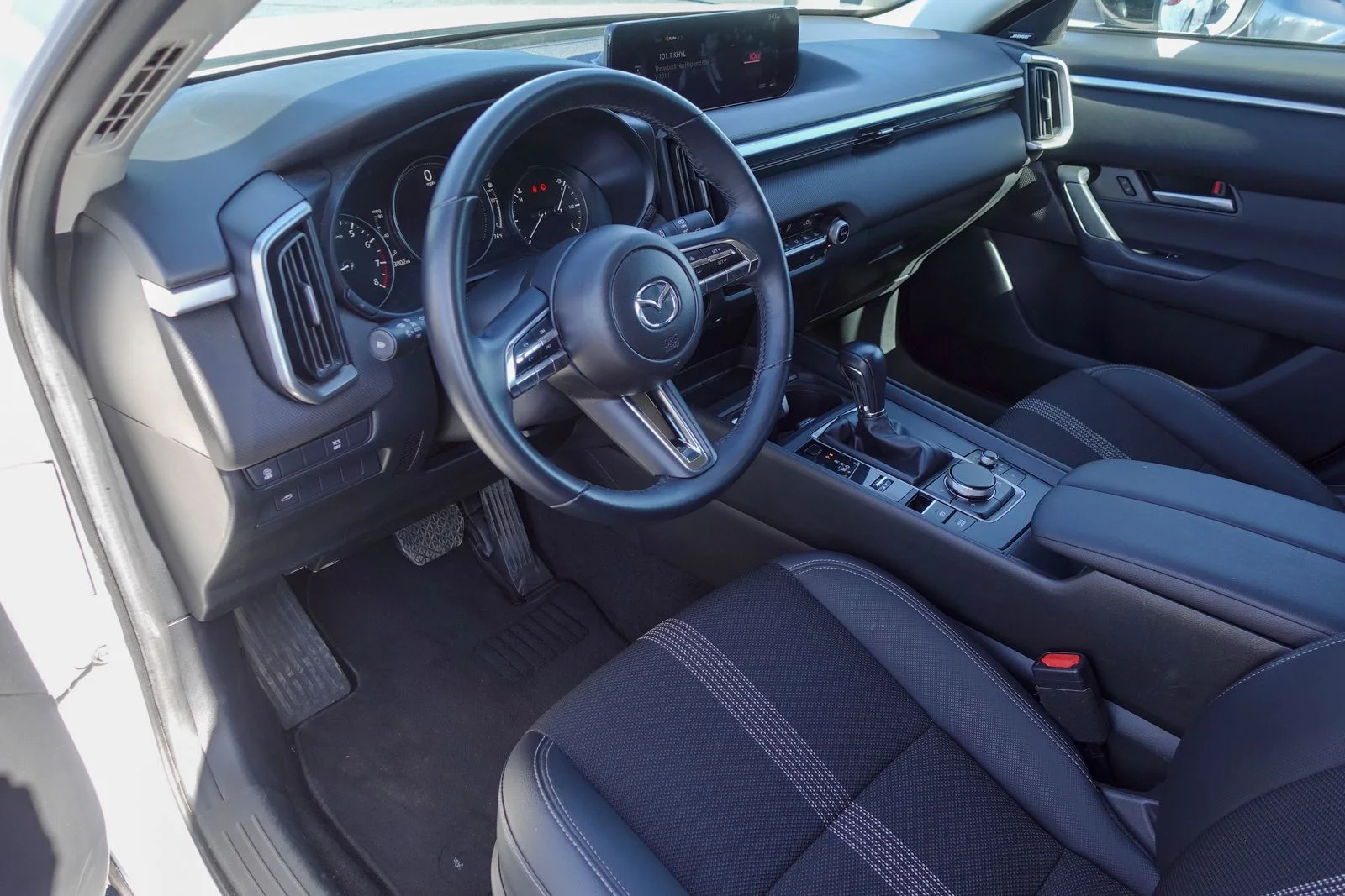 Certified Used 2025 Wind Chill Pearl Mazda 2.5 S Premium Package image 11