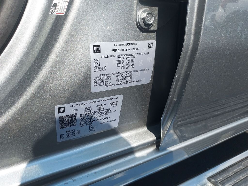 Used 2025 Gray Chevrolet LT image 24