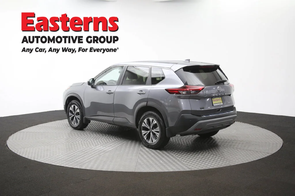 Used 2023 Gray Nissan SV image 66