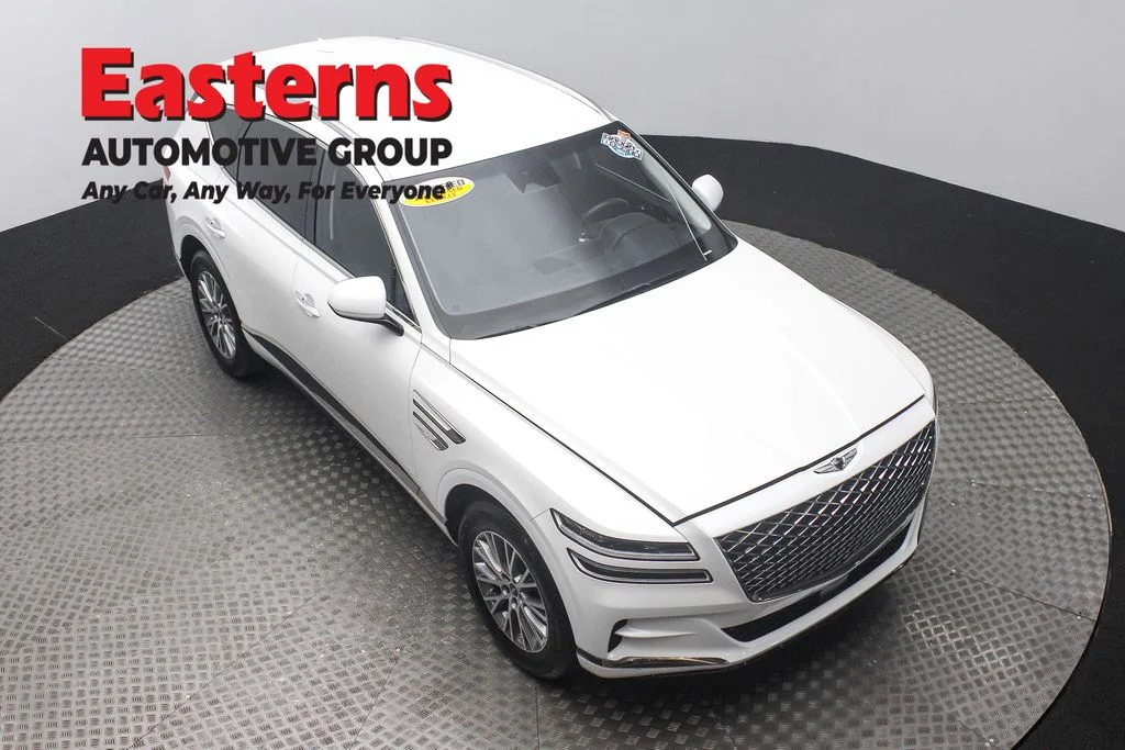 Used 2024 White Genesis 2.5T image 3