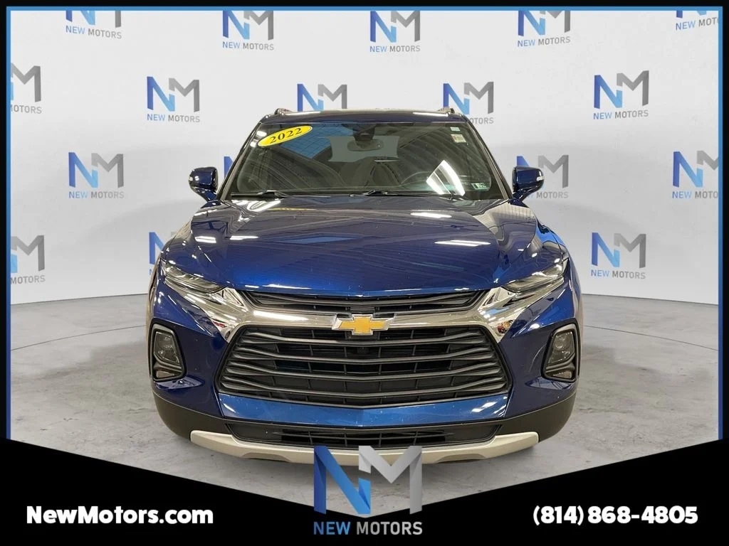Used 2022 Blue Chevrolet LT image 8