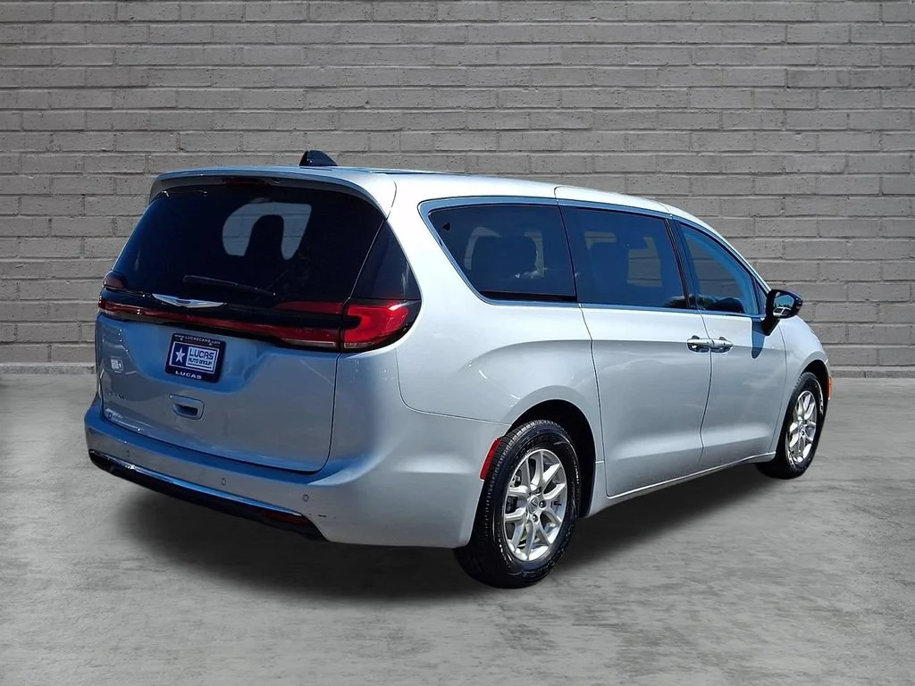 Used 2024 Silver Mist Cle Chrysler Touring L image 12