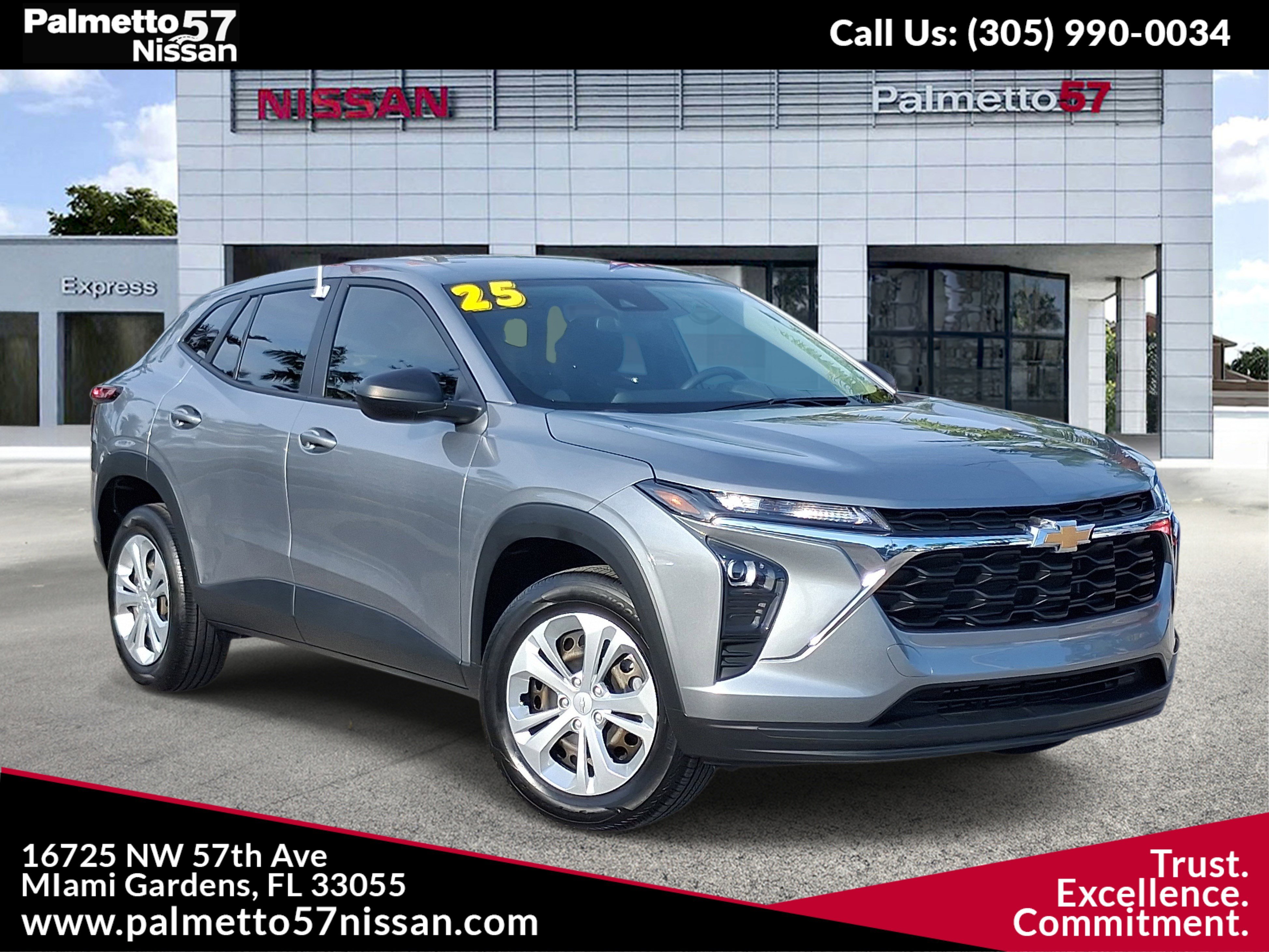 Used 2025 Gray Chevrolet LS image 1
