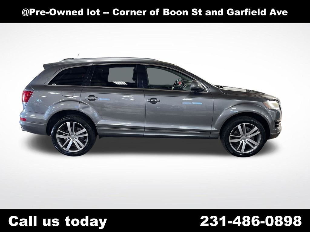 Used 2013  Audi  image 6
