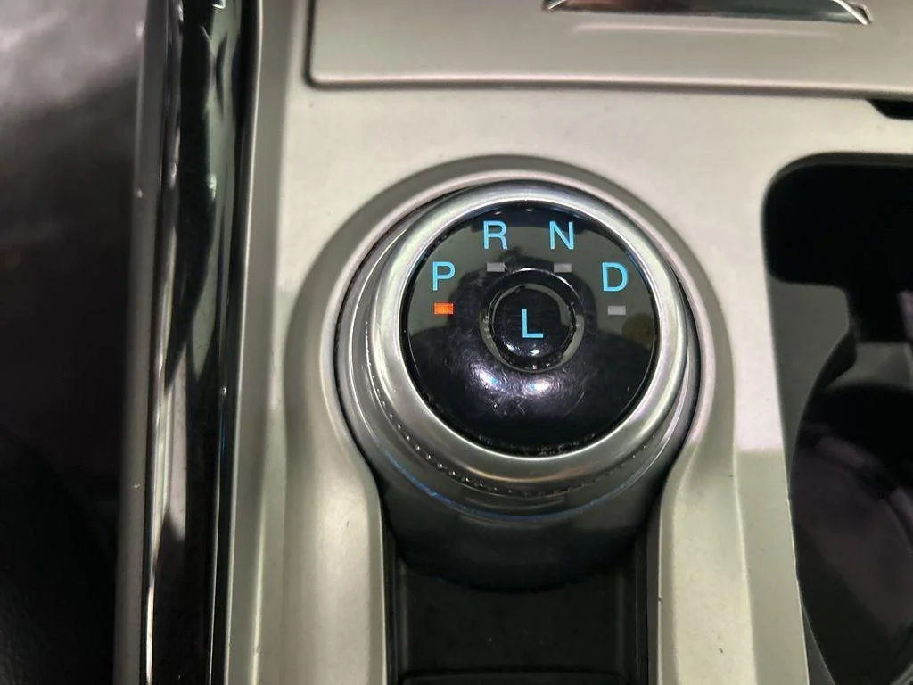 Used 2022 Black Metallic Ford ST-Line image 29