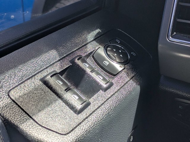 Used 2020 Black Ford XLT image 23